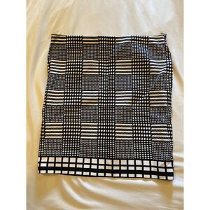 Anne Klein Classic‎ Career Black&White Skirt  Sides Zip,Women's Size 12 NWT